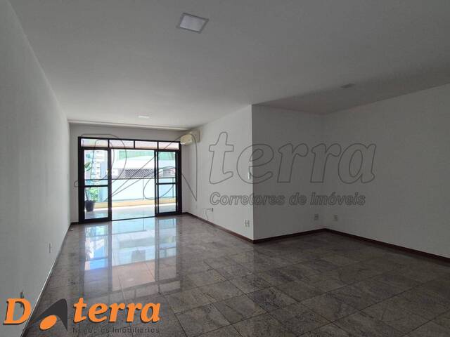 #686 - Apartamento para Locação em Vila Velha - ES